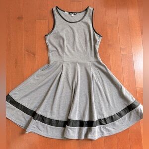 Double zero women’s dress size M